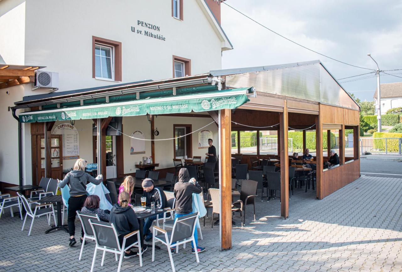 Hotel Hostinec A Penzion U Sv. Mikulase Hať Exterior foto