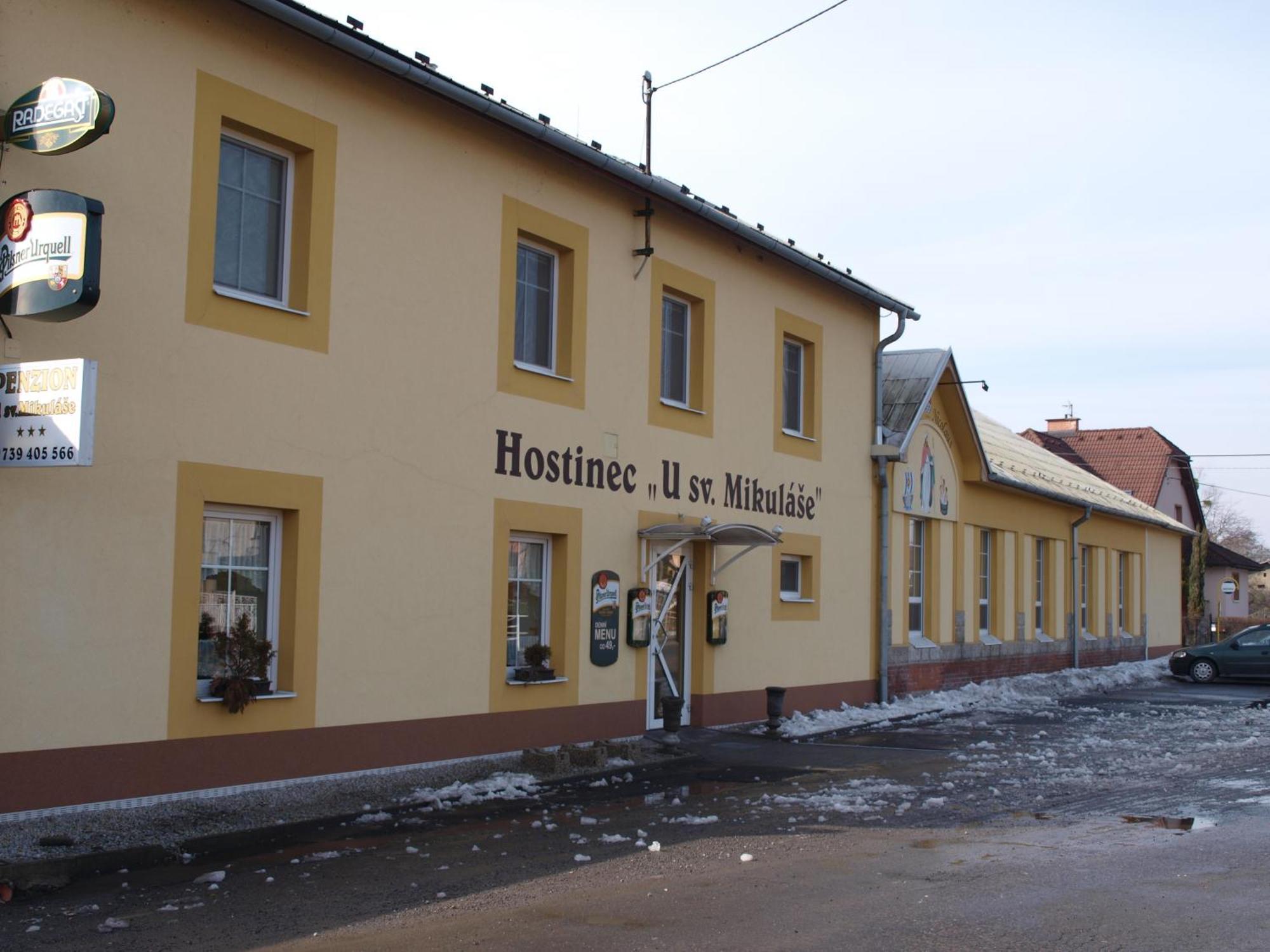 Hotel Hostinec A Penzion U Sv. Mikulase Hať Exterior foto